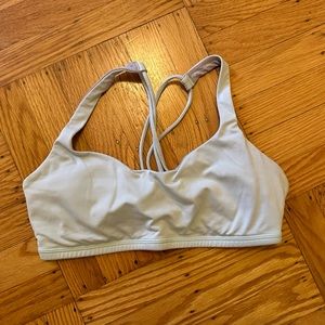 Lululemon Free to Be bra *light support